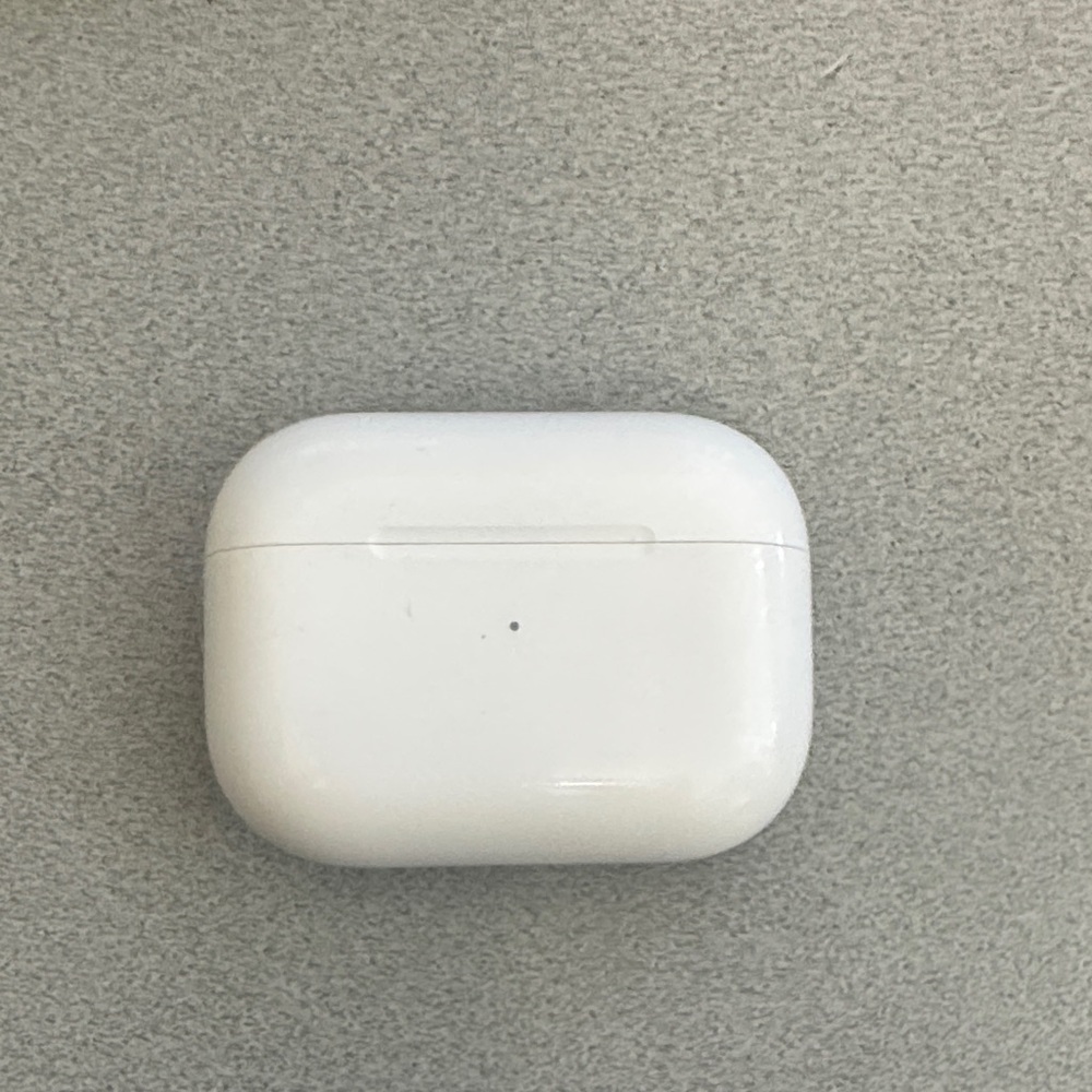 Apple AirPods Pro 1st Gen – Active Noise Cancellation, Model A2084